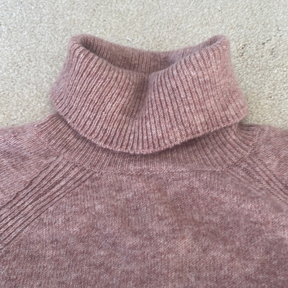 NWT Vince Camuto rose sweater size MP - Picture 10 of 12
